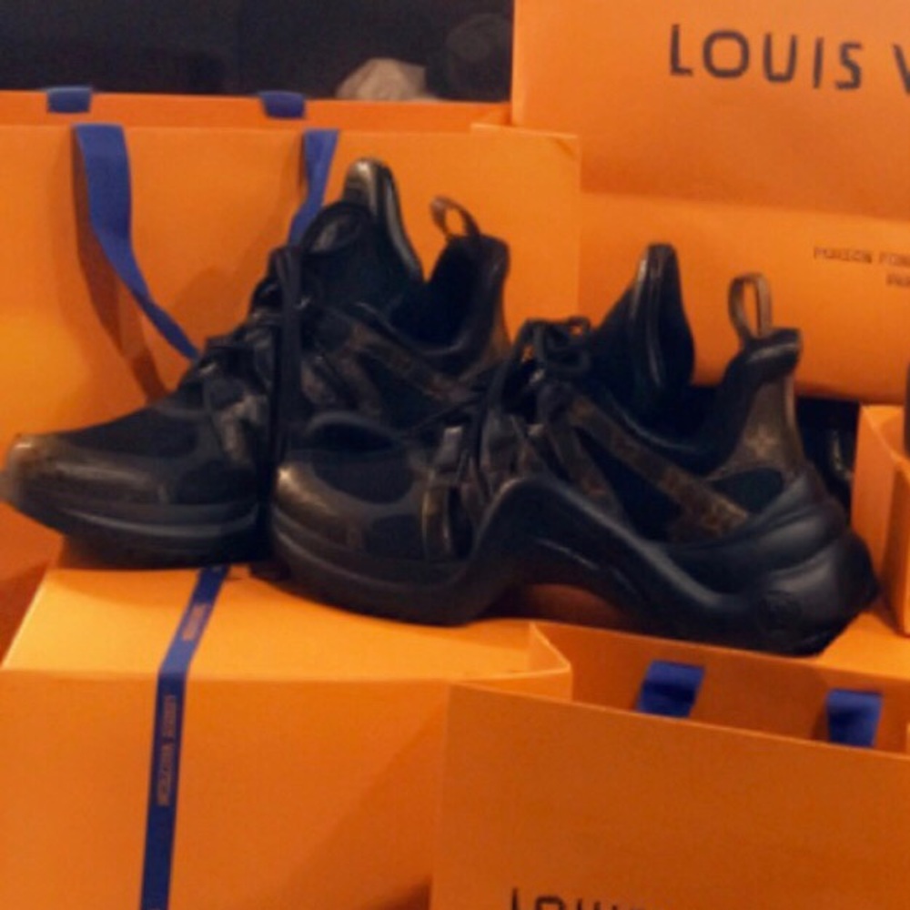 Louis Vuitton Archlight Sneaker 38.5